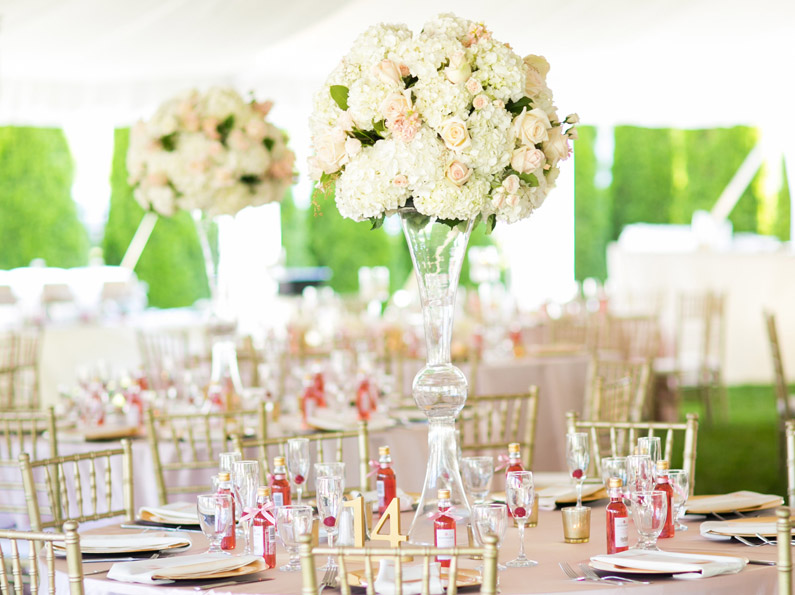 When You Should Hire a Wedding Planner