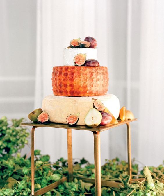 Wedding Cakes We’d Like to Sink Our Teeth Into