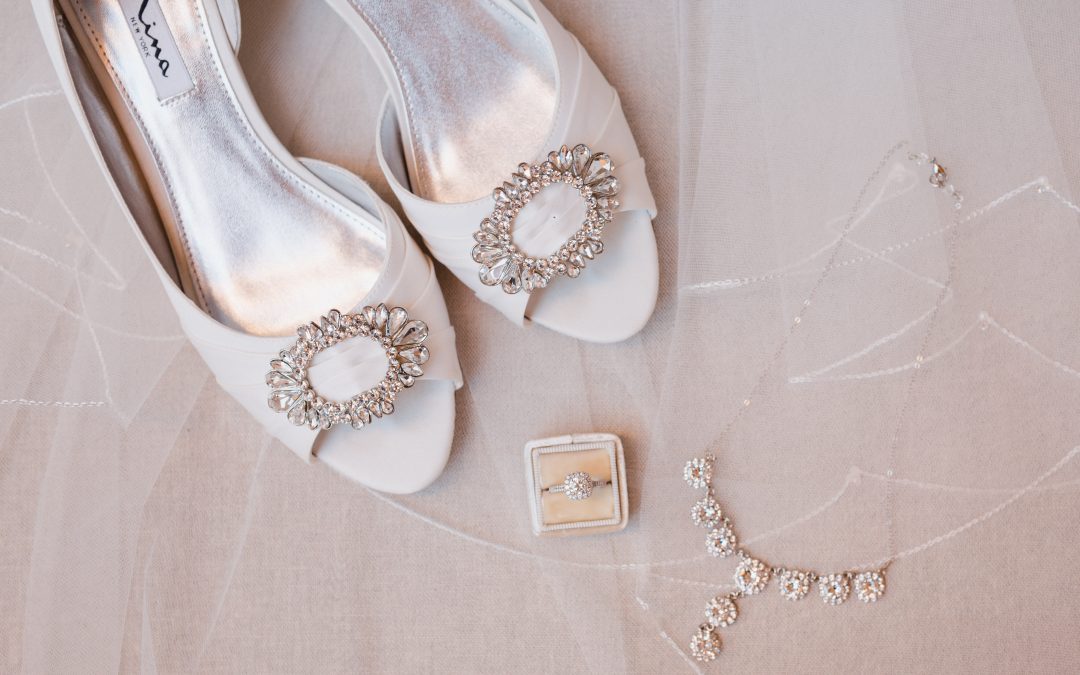 A Packing List for Your Wedding Day